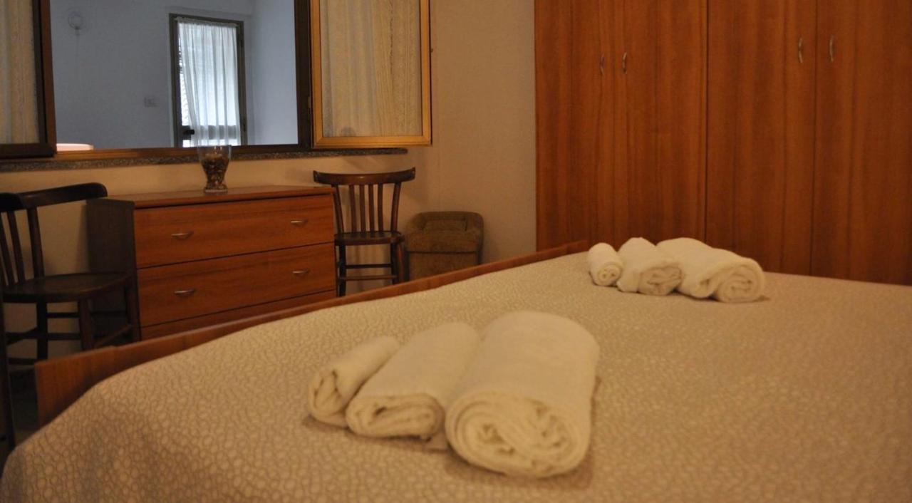 Il Bilocale Della Nonna Villa Locana Exteriör bild